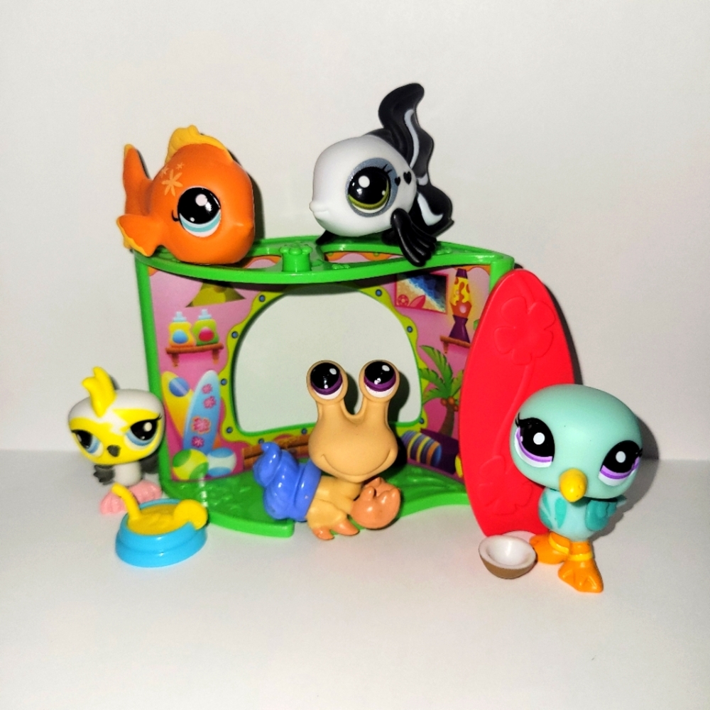 Littlest Pet Shop Beach Shack Panda Fish Hermit Crab Seagull